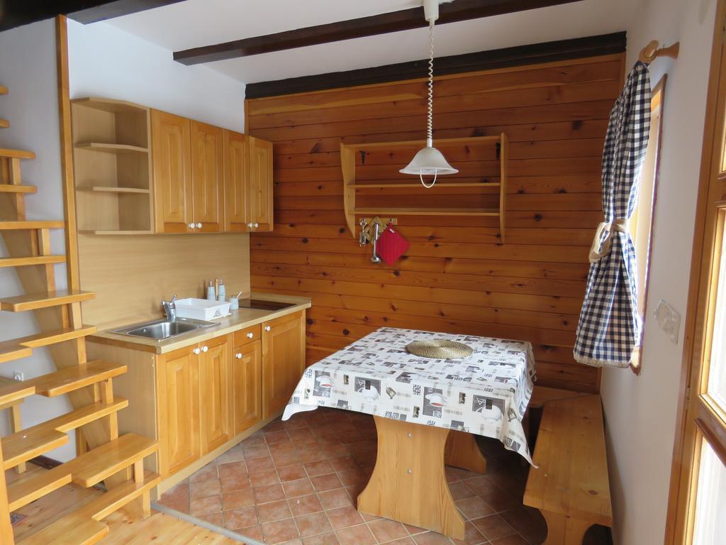 Guesthouse Stefanac Otočac Buitenkant foto