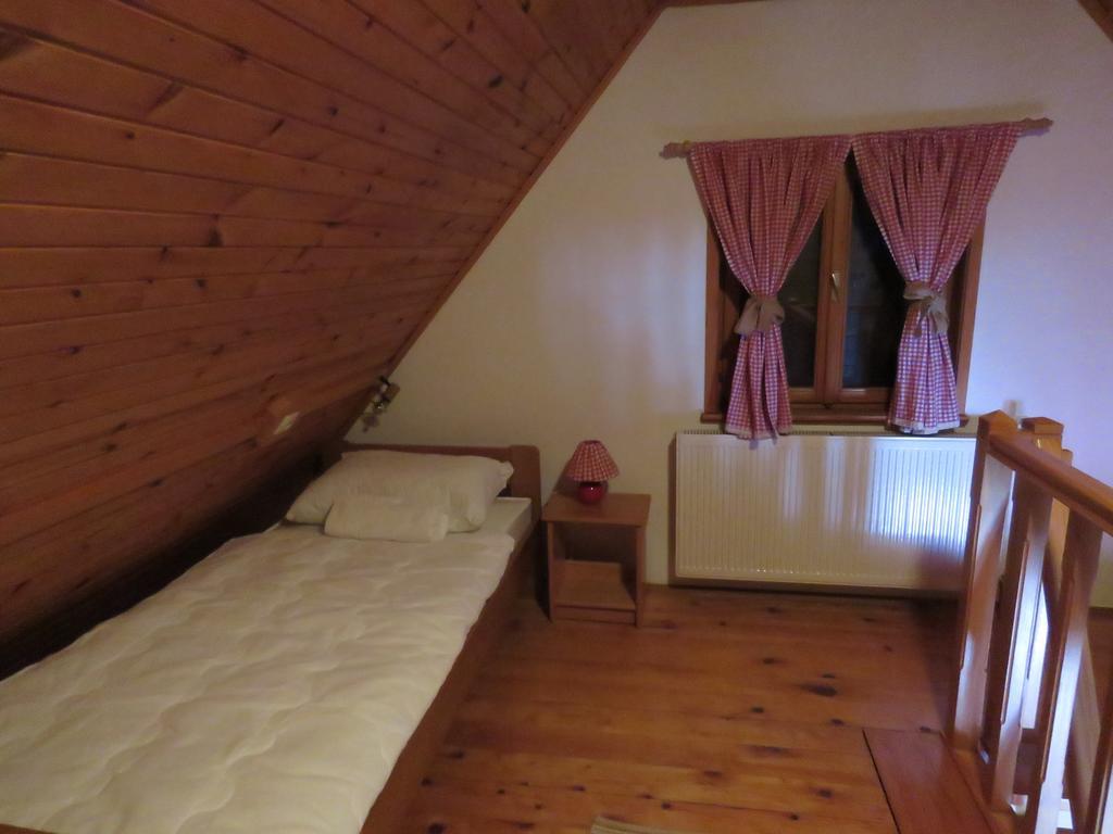 Guesthouse Stefanac Otočac Buitenkant foto